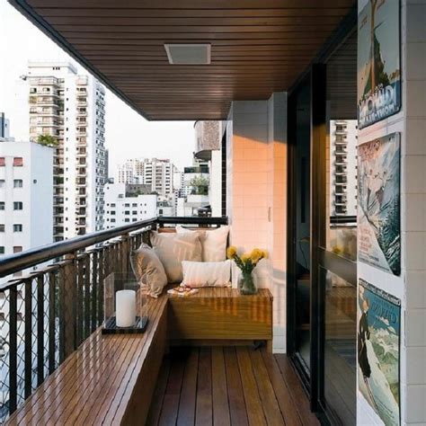 60+ Pagar Balkon Modern Dengan Aksen Kuning: Kesejukan Di Siang Hari
